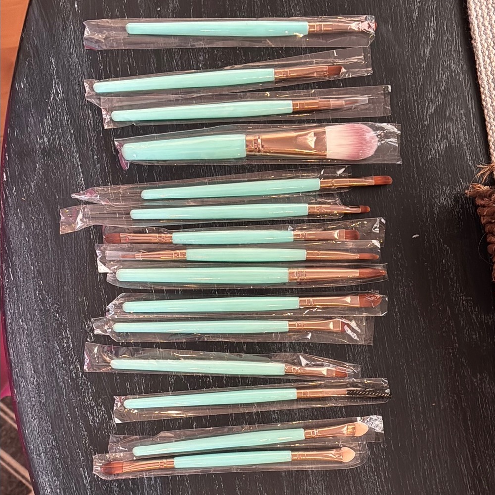 Mint blue green  15 pc Makeup Brush Set New